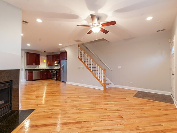 3rd image of 7002 W Medill Ave #7002