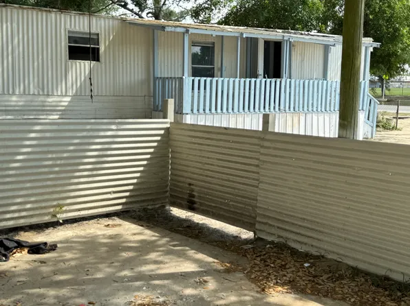 800 Denton Blvd NW #4, Fort Walton Beach, FL 32547