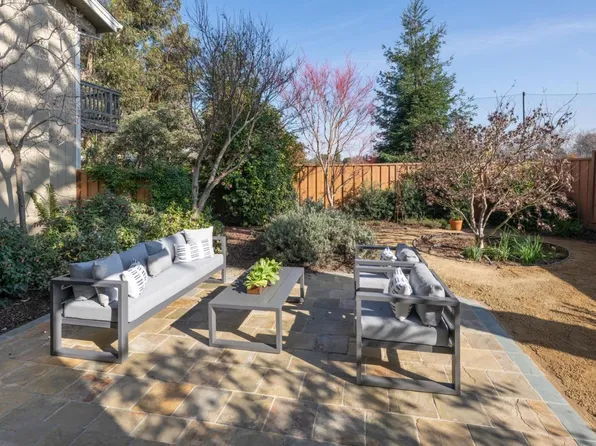 708 University Dr, Menlo Park, CA 94025