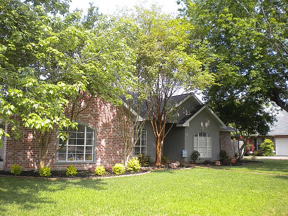 2nd image of 6214 Coty Dr