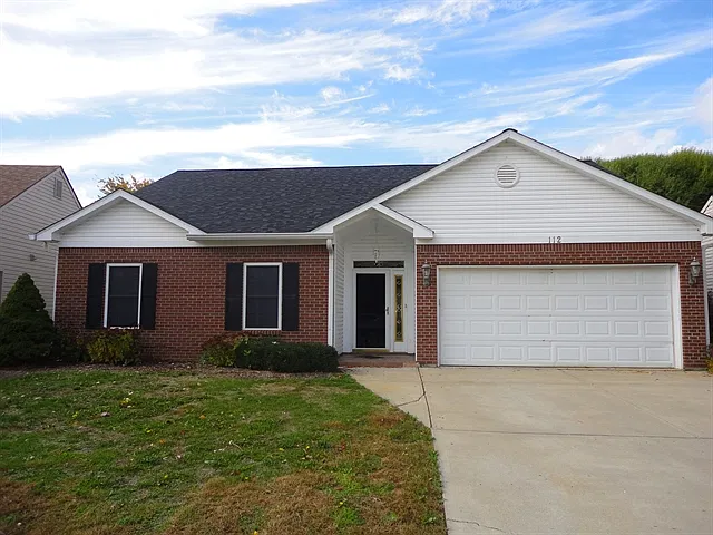 3 bed, 2.0 bath, 1673 sqft, $1,830 — Photo 1