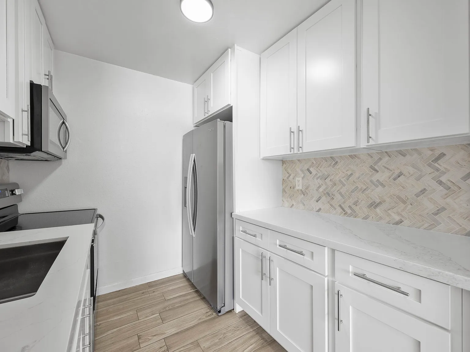 1 bed, 663 sqft, $2,800 — Photo 3