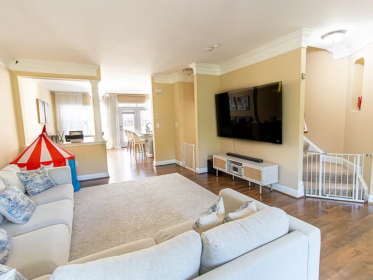 2607 River Basin Ln — Photo 2