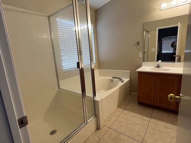 4740 Mountain Snow St — Photo 8