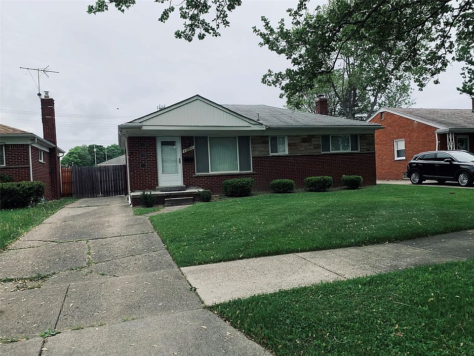1st image of 23941 Westhampton St