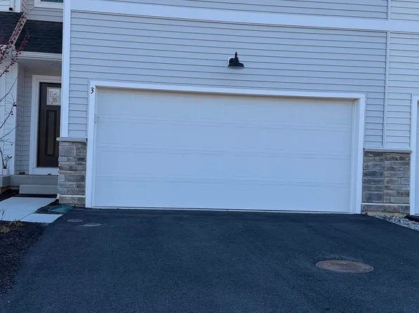 3 Shamrock Cir, Downingtown, PA