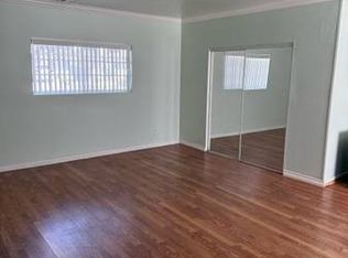 15128 Runnymede St, Van Nuys, CA 91405