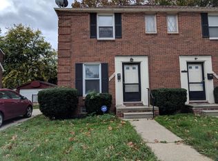 21720 Moross Rd, Grosse Pointe, MI 48236