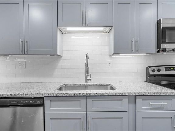 4th image of 5399 Northland Dr NE #102