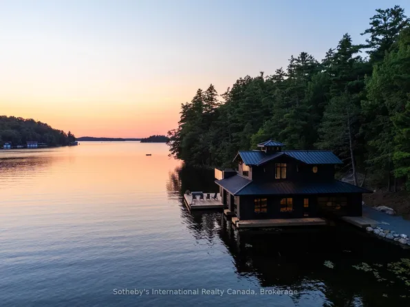 1097 Armstrong Point Rd, Muskoka Lakes, ON P0B 1J0