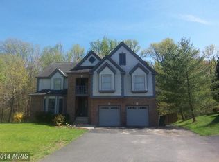9407 Wooded Glen Ave, Burke, VA 22015