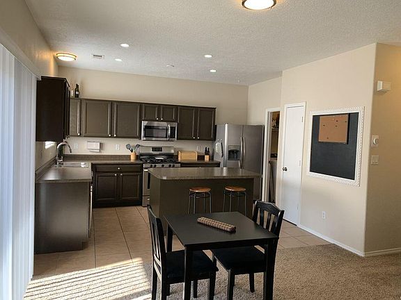 3rd image of 2620 Sarita Ave NW