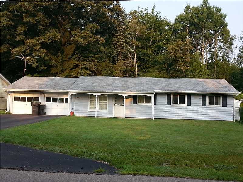 1st image of 242 Sherwood Dr