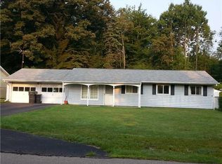242 Sherwood Dr, Cranberry Township, PA 16066