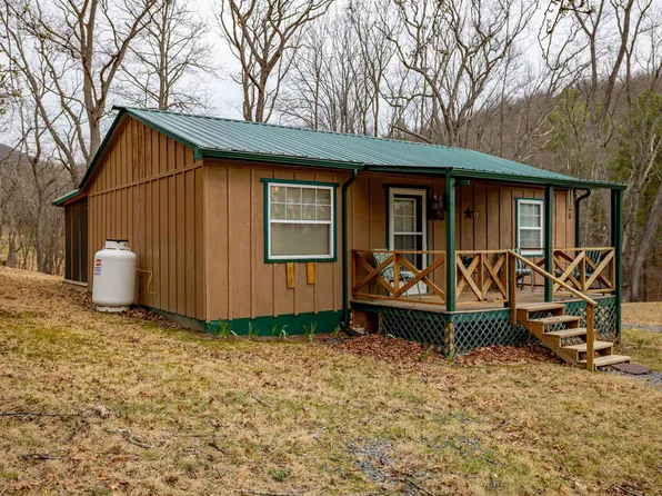 49 Mount Top Rd, Mathias, WV 26812