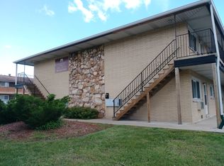 8500 W 87th St APT 16, Hickory Hills, IL 60457