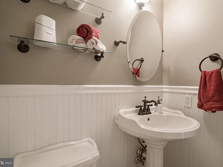 61 Buck Rd — Photo 18