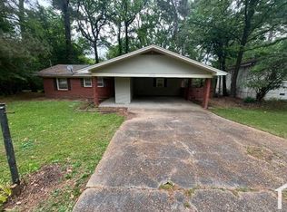 5738 Orchardview Dr, Jackson, MS 39211