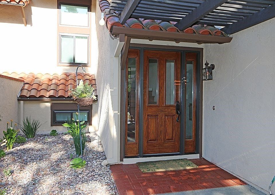 1st image of 17629 Marymont Pl