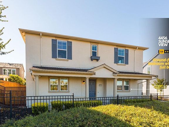 3rd image of 4456 Sunset View Dr