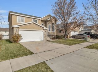 256 W Bubbling Brook Ln, Draper, UT 84020