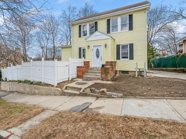 47 Hundley Court, Stamford, CT 06902