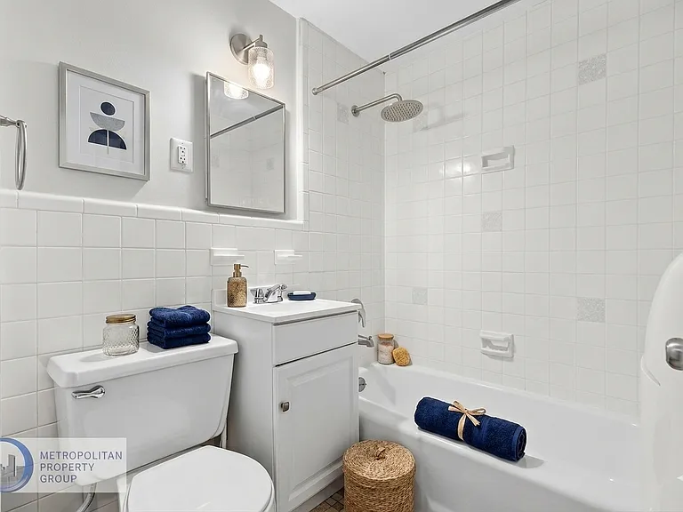 146 E 39th St #1B — Photo 4