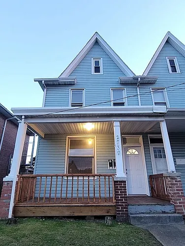 2739 Canby St Photo 1