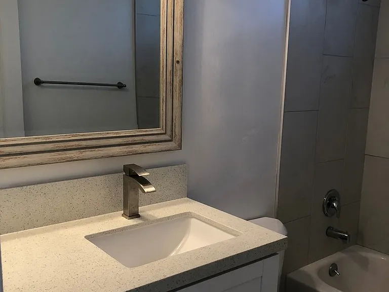 4054 Highland Ave — Photo 8