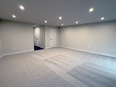 4th image of 9651 Klamath Ct