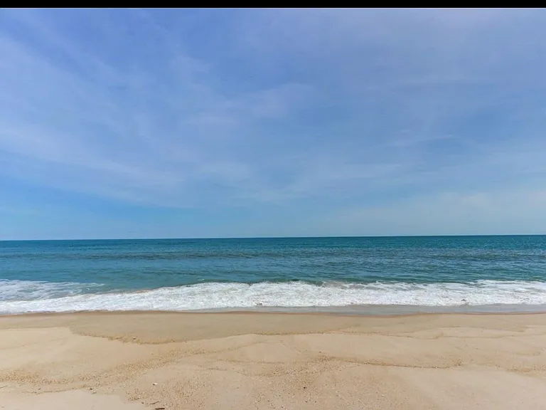 260 Dune Rd #120 — Photo 3