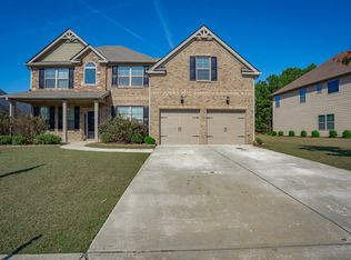 577 Wrenhaven Ct, Loganville, GA 30052
