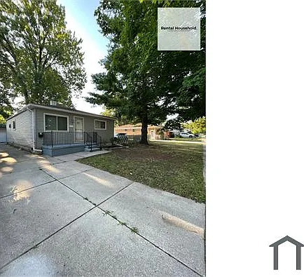 3 bed, 980 sqft, $1,300 — Photo 1