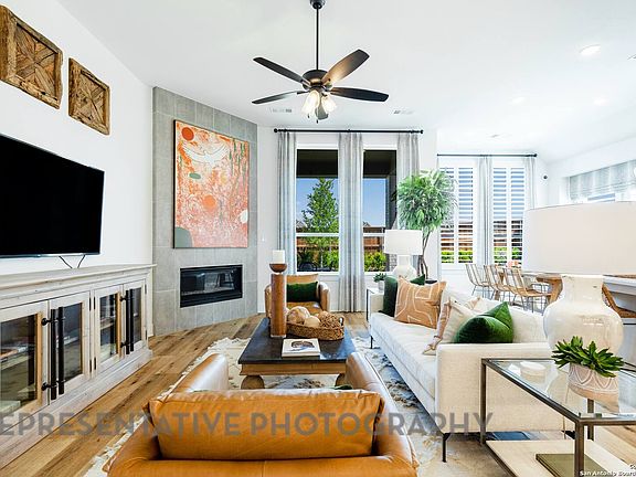 3rd image of 393 White Oak