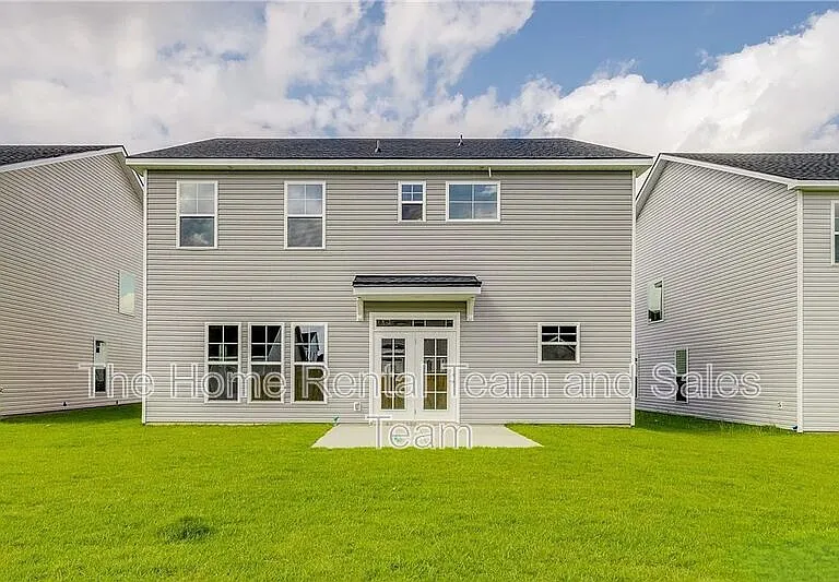 113 Fenway St — Photo 37