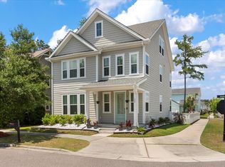 100 Julian Hamlet Dr, Summerville, SC 29483