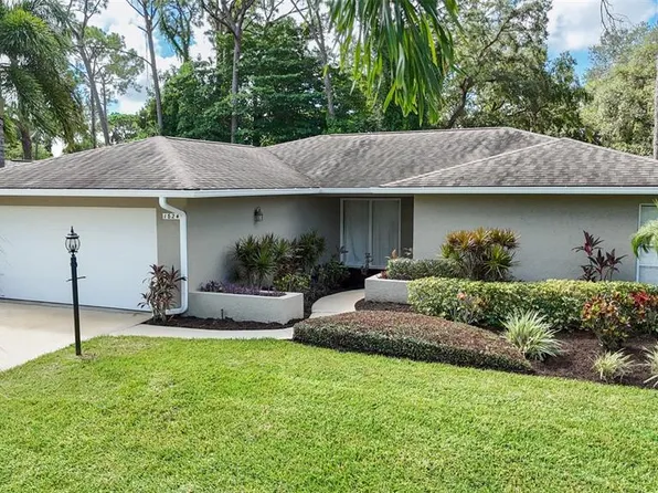 1824 Springwood Dr, Sarasota, FL 34232