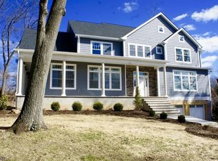 225 E Cedar St, Livingston, NJ 07039