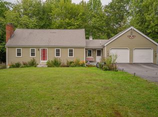 101 Highland Cliff Rd, Windham, ME 04062