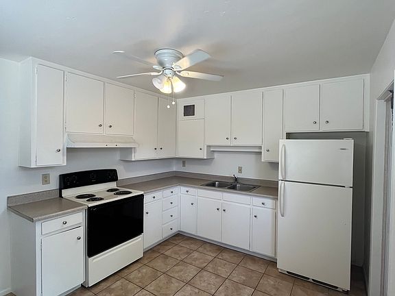 2nd image of 1610 N Catalina Ave #1610