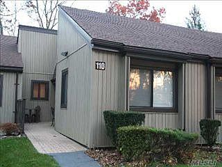 5th image of 110 Strathmore Gate Dr