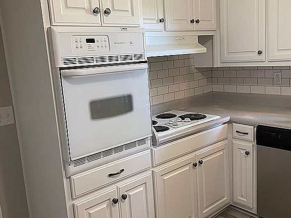 4th image of 2407 Murphree Rd SE