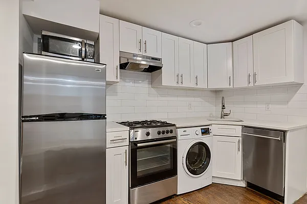 Rented by MNS | media 26