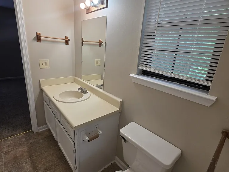 300 Handley Ct #A — Photo 12