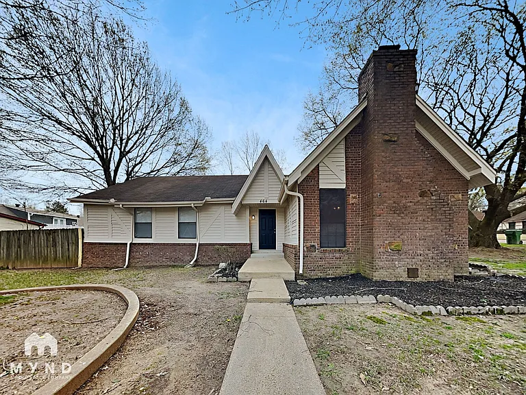 464 Windridge Point — Photo 1