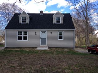 1044 Flanders Rd, Coventry, CT 06238