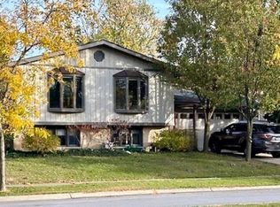 6253 Boca Rio Dr, Oak Forest, IL 60452