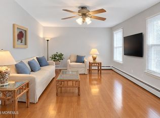 330 Route 35 APT 20, Point Pleasant Beach, NJ 08742