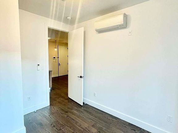 5th image of 799 Ocean Ave #3AA