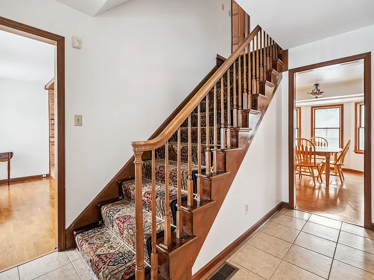 7489 Fitzroy Ct — Photo 12